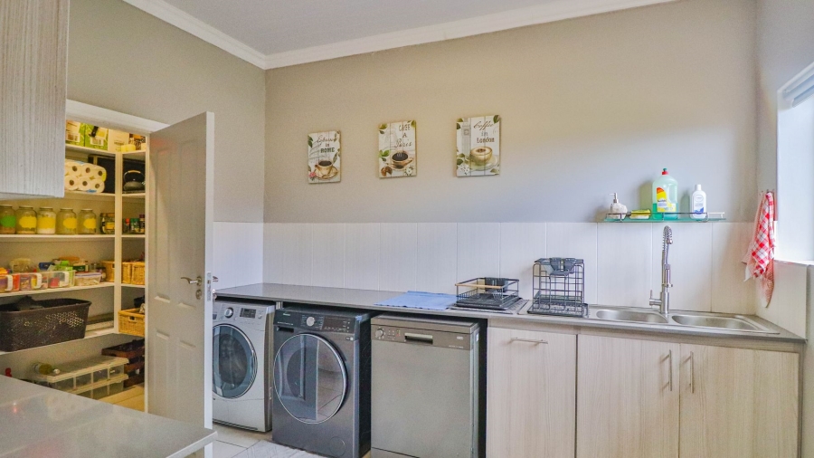 4 Bedroom Property for Sale in Dana Bay Western Cape